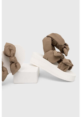 Red Valentino Сандали в зелено с платформа 2Q0S0H03ZGV - Pepit.bg