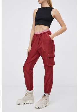 Reebok Classic Панталон HD4769 дамски в бордо с кройка тип jogger със стандартна талия - Pepit.bg