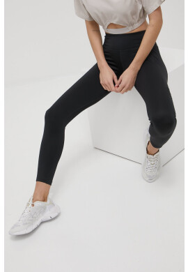 Reebok Клин за трениране Workout Ready Mesh HA1040 дамски в черно с изчистен дизайн - Pepit.bg
