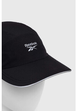Reebok Шапка с козирка One Series в черно с принт - Pepit.bg