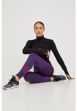 Reebok Спортен суичър - Pepit.bg