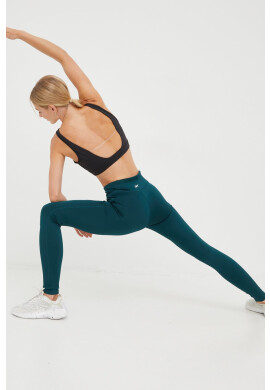 Reebok Сутиен за йога в черно с изчистен дизайн - Pepit.bg