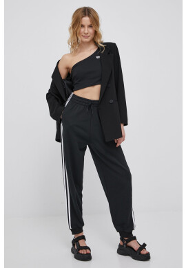 Reebok Топ H46818 дамски в черно - Pepit.bg