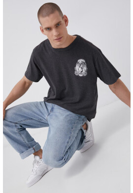 RVCA Тениска мъжка в сиво с принт - Pepit.bg