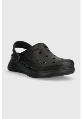 Skechers Чехли в черно - Pepit.bg