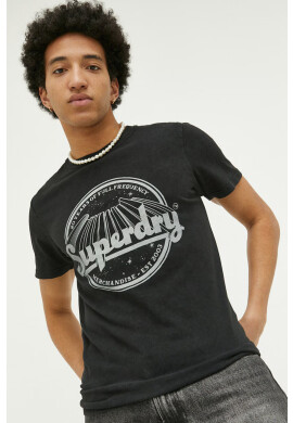 Superdry Памучна тениска в черно с принт - Pepit.bg