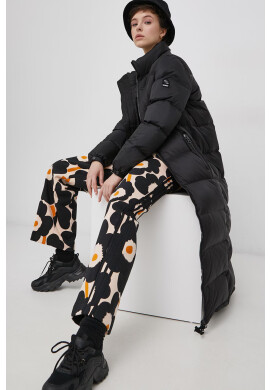 Superdry Пухено яке в черно със зимна изолация - Pepit.bg