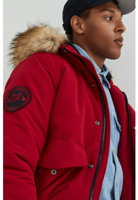 Superdry Яке в червено със зимна изолация - Pepit.bg