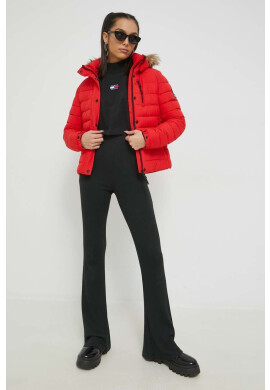 Superdry Яке в червено със зимна изолация - Pepit.bg