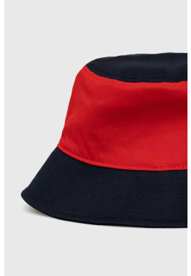 Tommy Hilfiger Детска памучна капела в червено от памук - Pepit.bg