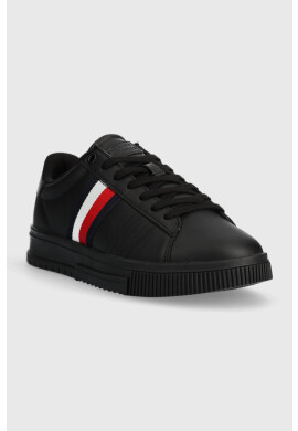 Tommy Hilfiger Кожени маратонки SUPERCUP LEATHER в черно FM0FM04706 - Pepit.bg