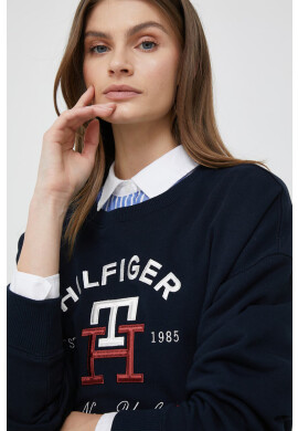 Tommy Hilfiger Памучен суичър в тъмносиньо с апликация - Pepit.bg