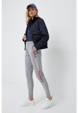 Tommy Hilfiger Памучна тениска в тъмносиньо - Pepit.bg