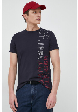 Tommy Hilfiger Памучна тениска в тъмносиньо с принт - Pepit.bg
