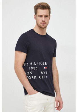 Tommy Hilfiger Памучна тениска в тъмносиньо - Pepit.bg