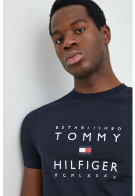 Tommy Hilfiger Памучна тениска в тъмносиньо с принт - Pepit.bg