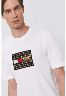 Tommy Hilfiger Памучна тениска в бяло с апликация - Pepit.bg