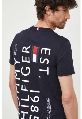 Tommy Hilfiger Памучна тениска в тъмносиньо с принт - Pepit.bg