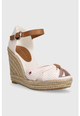 Tommy Hilfiger Сандали BASIC SEERSUCKER HIGH WEDGE в розово със скосена платформа FW0FW07160 - Pepit.bg