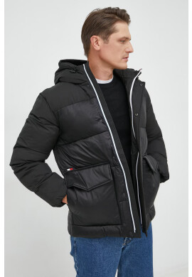 Tommy Hilfiger Яке в черно със зимна изолация - Pepit.bg