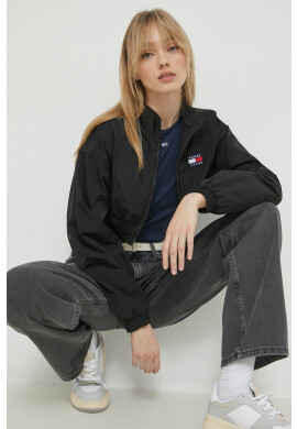 Tommy Jeans Яке в черно с преходна изолация - Pepit.bg