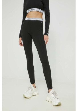 Tommy Jeans Клин в черно с изчистен дизайн - Pepit.bg