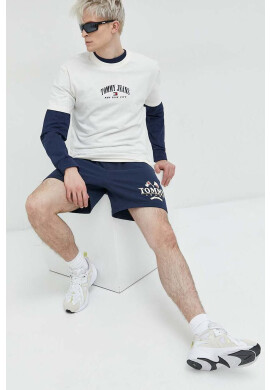 Tommy Jeans Къс панталон - Pepit.bg