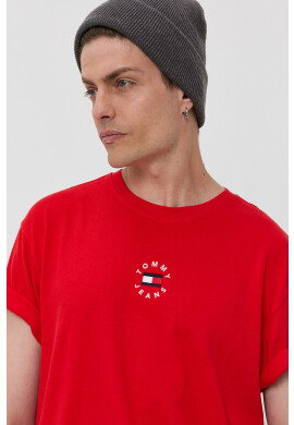 Tommy Jeans Памучна тениска в червено с апликация - Pepit.bg