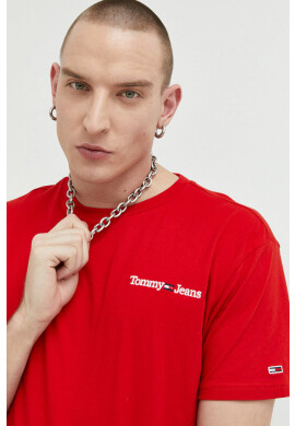 Tommy Jeans Памучна тениска в червено с апликация - Pepit.bg