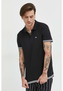 Tommy Jeans Памучна тениска с яка в черно с апликация - Pepit.bg