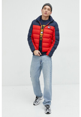 Tommy Jeans Пухено яке в червено със зимна изолация - Pepit.bg