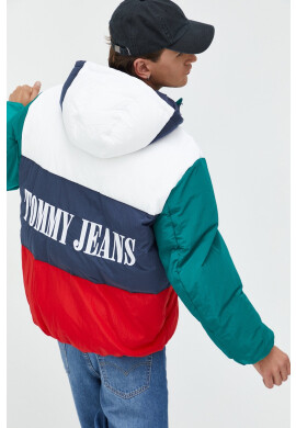 Tommy Jeans Яке в бяло със зимна изолация с уголемена кройка - Pepit.bg