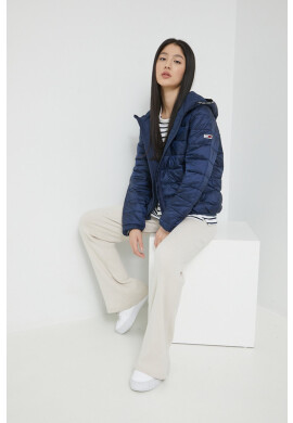 Tommy Jeans Яке в черно с преходна изолация - Pepit.bg