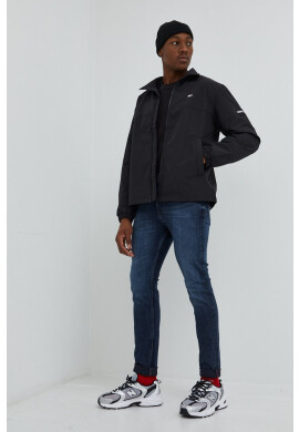 Tommy Jeans Яке в черно с преходна изолация - Pepit.bg