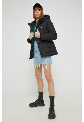 Tommy Jeans Яке в черно със зимна изолация - Pepit.bg