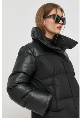 Trussardi Яке в черно със зимна изолация - Pepit.bg