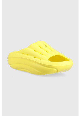 Ugg Чехли Foamo Slide в жълто с платформа 1136880 - Pepit.bg