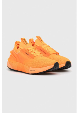 Under Armour Обувки за бягане HOVR Phantom 3 Storm в оранжево - Pepit.bg
