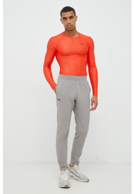 Under Armour Панталони в черно с принт - Pepit.bg
