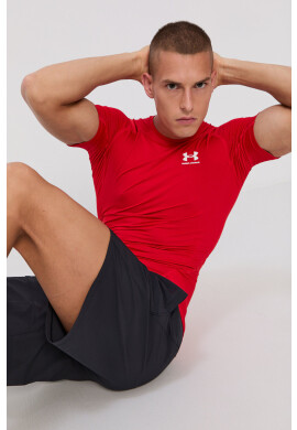 Under Armour Тениска за трениране 1361518 в червено с изчистен дизайн - Pepit.bg
