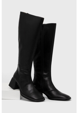 Vagabond Shoemakers Кожени ботуши Ansie в черно с висок ток - Pepit.bg