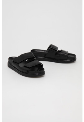 Vagabond Shoemakers Кожени чехли Erin в бежово с платформа - Pepit.bg