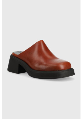 Vagabond Shoemakers Кожени чехли DORAH в кафяво с висок ток - Pepit.bg