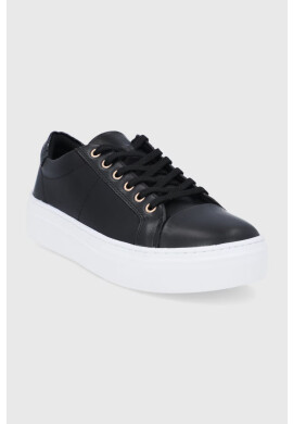 Vagabond Shoemakers Кожени обувки Zoe Platform в черно - Pepit.bg