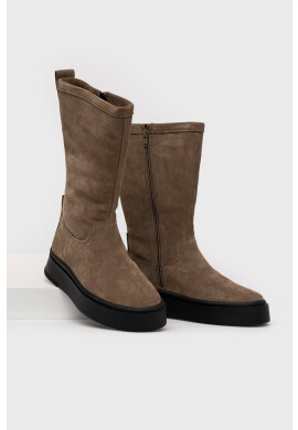 Vagabond Shoemakers Велурени боти Stacy в бежово с платформа с изолация - Pepit.bg