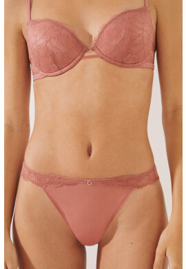 women'secret Прашки Flower Lace - Pepit.bg