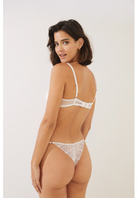 women'secret Прашки Leaf Lace Ivory - Pepit.bg