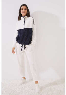 women'secret Домашен панталон Winter Nomad в бяло - Pepit.bg