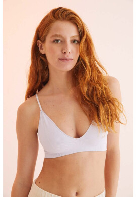 women'secret Сутиен SEAMLESS 2 в бяло с изчистен дизайн 5105015 - Pepit.bg