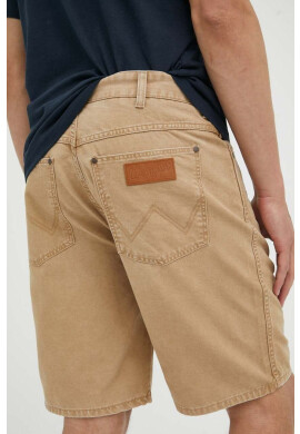 Wrangler Памучен къс панталон в кафяво - Pepit.bg